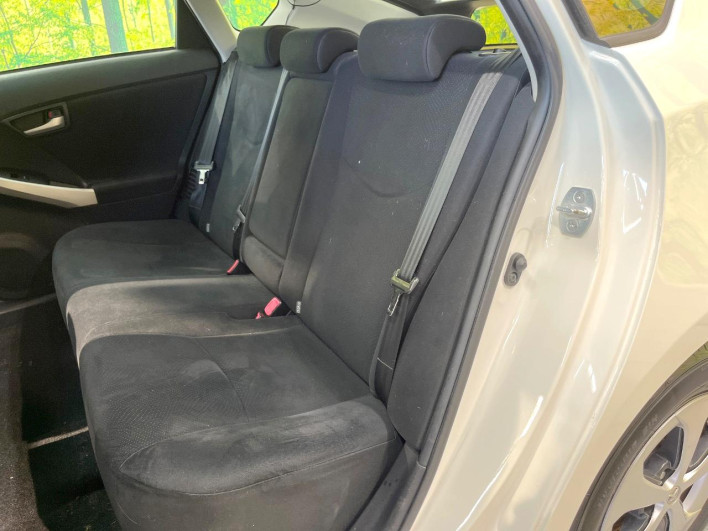 2012 Toyota Prius DAA-ZVW30 (UW-6a1e4a9418a59)[9]