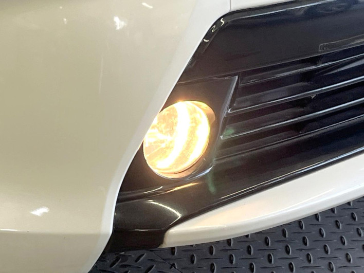 2012 Toyota Prius DAA-ZVW30 (UW-6a1e4a9418a59)[28]