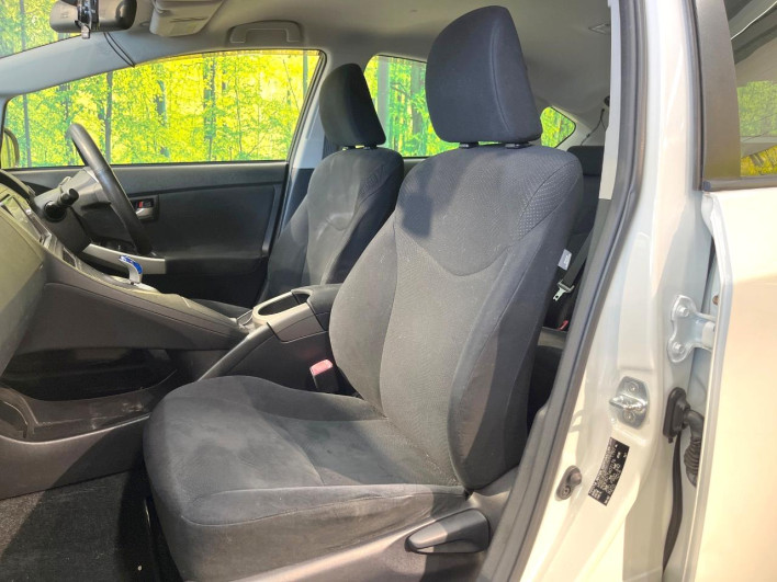 2012 Toyota Prius DAA-ZVW30 (UW-6a1e4a9418a59)[7]
