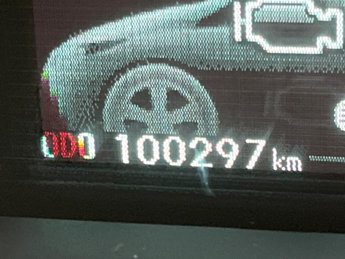 2013 Toyota Prius DAA-ZVW30 (UW-6a1e4a9444abf)[2]