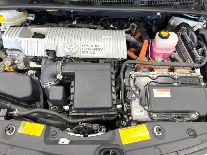 2013 Toyota Prius DAA-ZVW30 (UW-6a1e4a9444abf)[4]