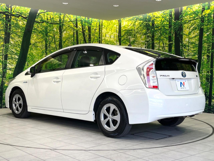 2013 Toyota Prius DAA-ZVW30 (UW-6a1e4a9444abf)[21]