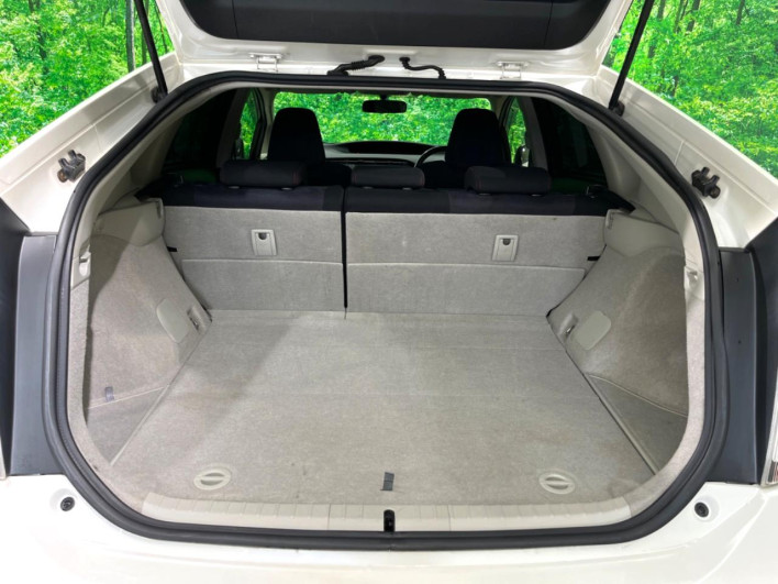 2012 Toyota Prius DAA-ZVW30 (UW-6a1e4a951106a)[12]