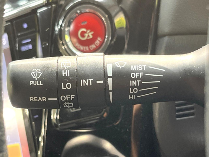 2016 Toyota Prius α DAA-ZVW41W (UW-6a1e4a96d463a)[26]