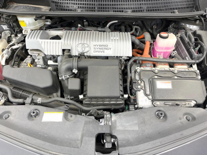 2016 Toyota Prius α DAA-ZVW41W (UW-6a1e4a96d463a)[4]