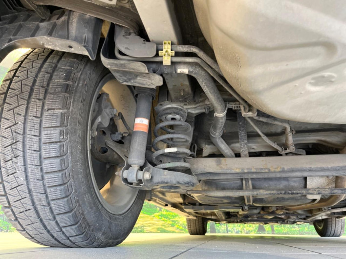 2011 Toyota Prius α DAA-ZVW41W (UW-6a1e4a96ecc3d)[28]