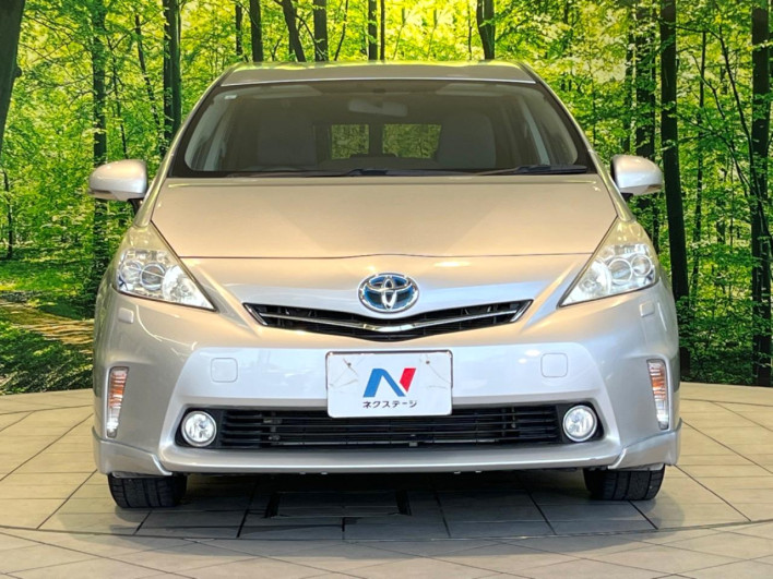 2011 Toyota Prius α DAA-ZVW41W (UW-6a1e4a96ecc3d)[11]