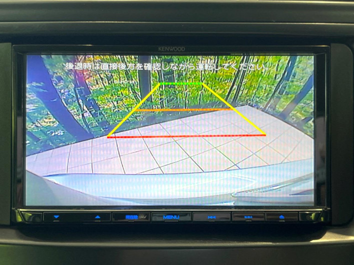 2011 Toyota Prius α DAA-ZVW41W (UW-6a1e4a96ecc3d)[8]