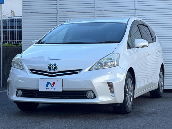 2013 Toyota Prius α DAA-ZVW41W (UW-6a1e4a9758a8b)[6]