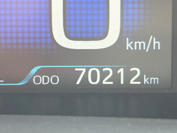 2020 Toyota Prius DAA-ZVW51 (UW-6a1e4a9dca5e6)[2]