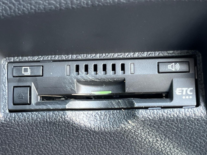 2021 Toyota Prius 6AA-ZVW51 (UW-6a1e4a9e4e79f)[27]