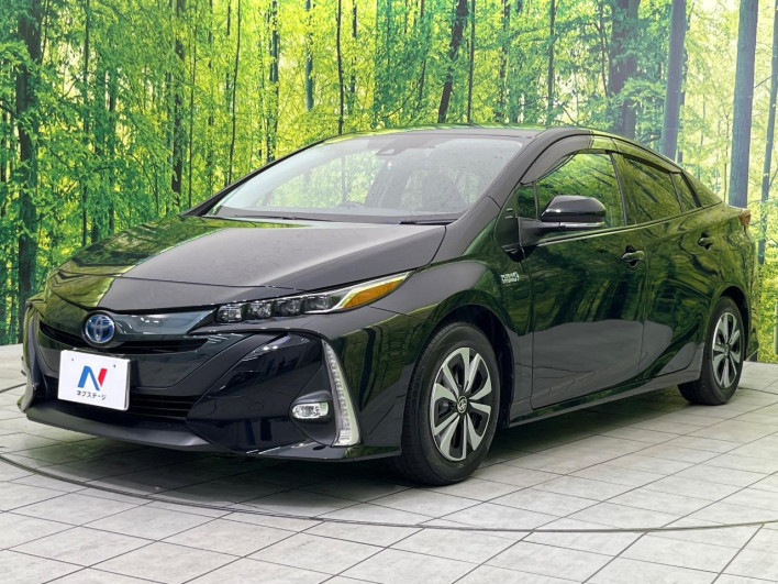 2017 Toyota Prius PHV DLA-ZVW52 (UW-6a1e4a9f828b7)[4]