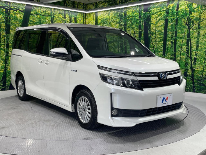 2015 Toyota Voxy DAA-ZWR80G (UW-6a1e4aa60ccd7)[13]
