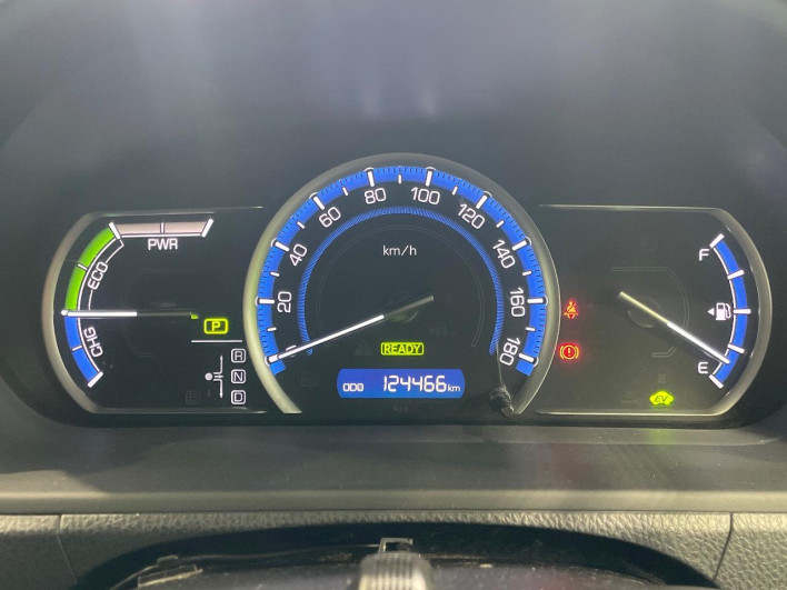 2015 Toyota Voxy DAA-ZWR80G (UW-6a1e4aa60ccd7)[25]
