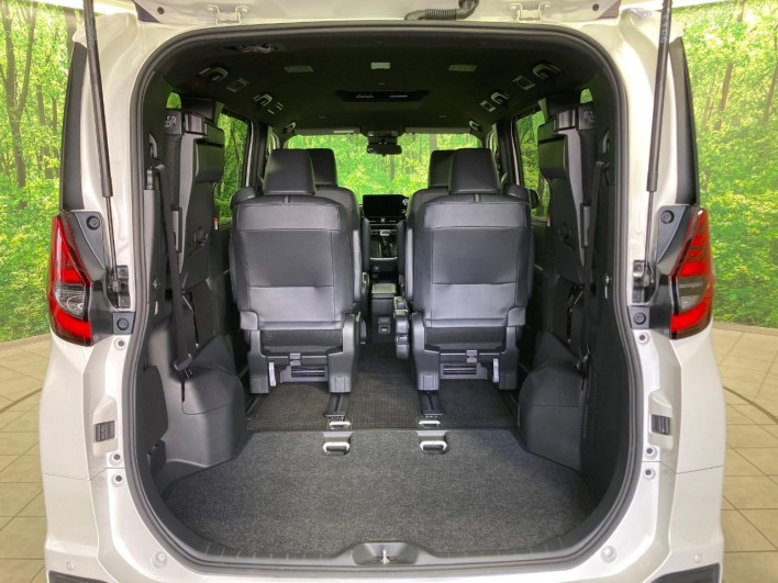 2023 Toyota Noah 6AA-ZWR90W (UW-6a1e4aac0b189)[11]