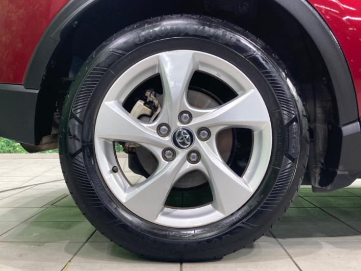 2017 Toyota C-HR DAA-ZYX10 (UW-6a1e4ab5253d7)[18]