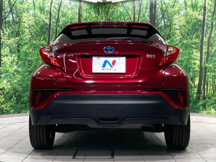 2017 Toyota C-HR DAA-ZYX10 (UW-6a1e4ab5253d7)[11]