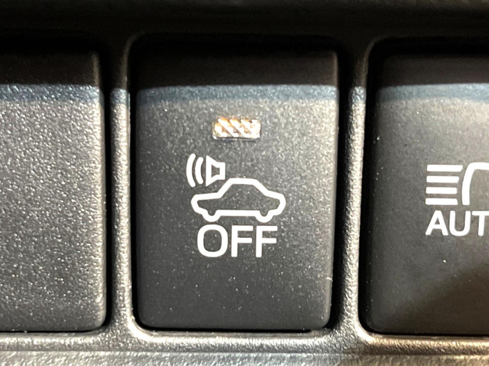 2018 Toyota C-HR DAA-ZYX10 (UW-6a1e4ab6312a7)[10]