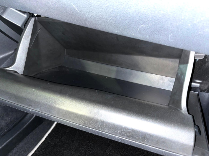 2018 Toyota C-HR DAA-ZYX10 (UW-6a1e4ab6312a7)[23]