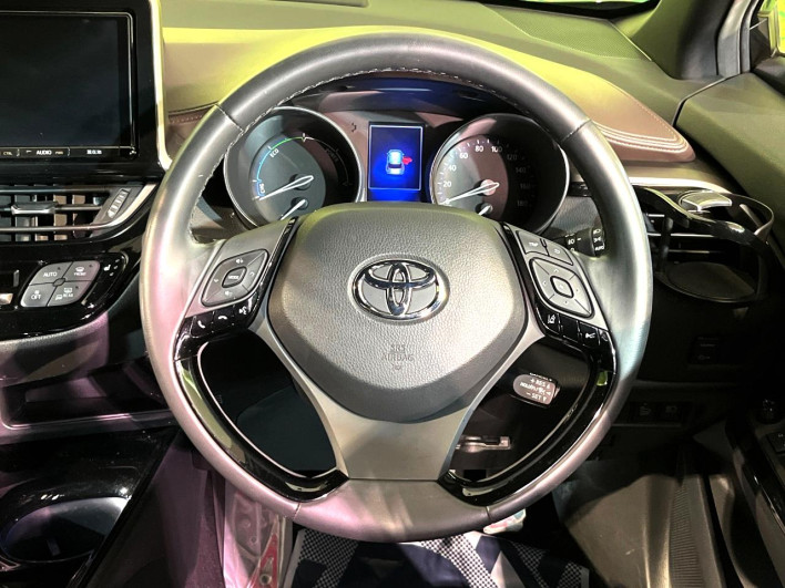 2018 Toyota C-HR DAA-ZYX10 (UW-6a1e4ab6312a7)[5]