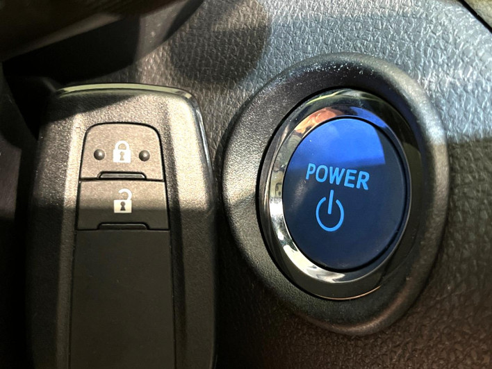 2018 Toyota C-HR DAA-ZYX10 (UW-6a1e4ab6312a7)[12]