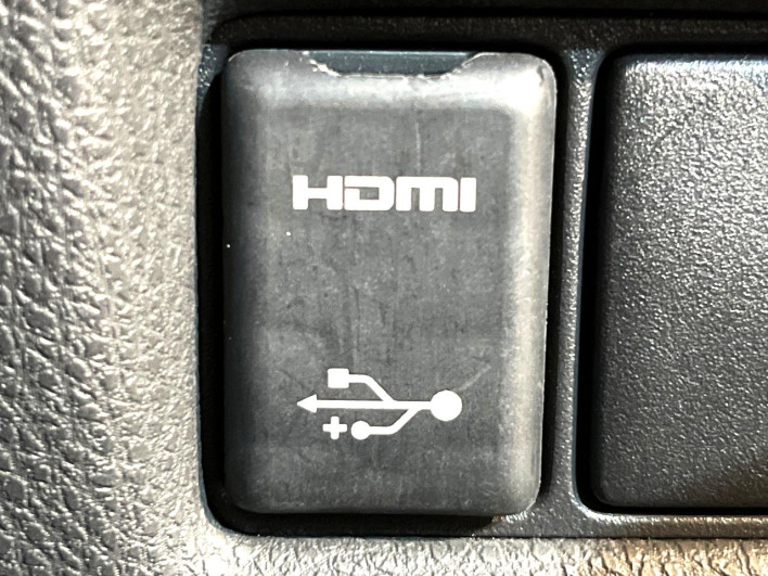 2018 Toyota C-HR DAA-ZYX10 (UW-6a1e4ab6312a7)[8]