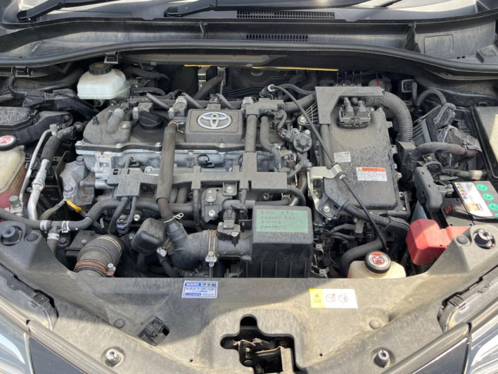 2018 Toyota C-HR DAA-ZYX10 (UW-6a1e4ab814e76)[4]