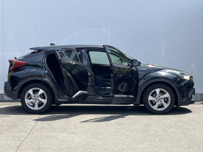 2018 Toyota C-HR DAA-ZYX10 (UW-6a1e4ab814e76)[15]