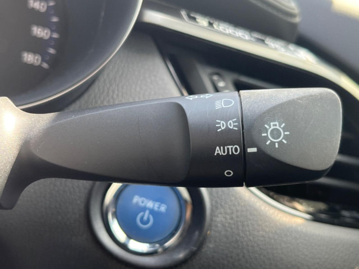 2018 Toyota C-HR DAA-ZYX10 (UW-6a1e4ab814e76)[29]