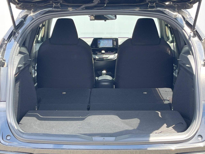 2018 Toyota C-HR DAA-ZYX10 (UW-6a1e4ab814e76)[19]
