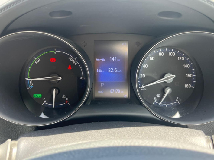2018 Toyota C-HR DAA-ZYX10 (UW-6a1e4ab814e76)[2]