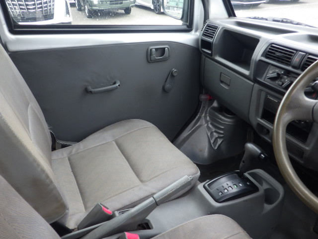 2001 Mitsubishi Minicab Van U61V (UW-6a34f1cc4da12)[8]