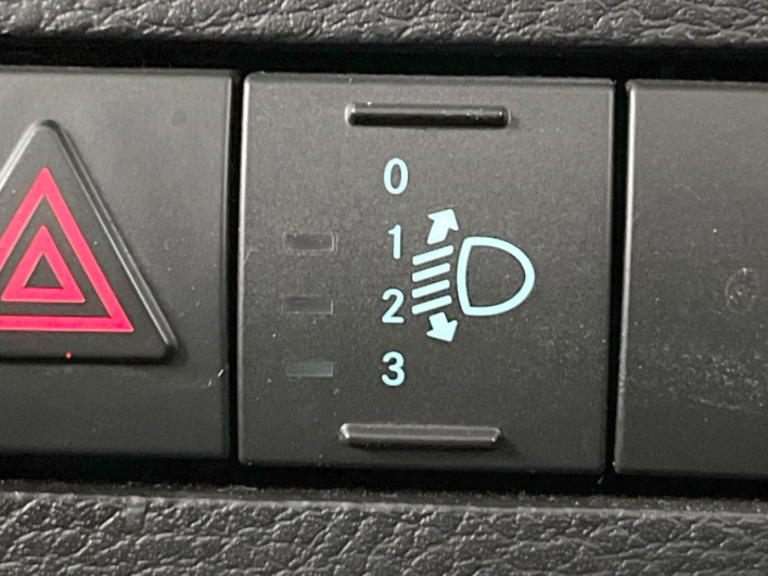2015 Chrysler Jeep Wrangler Unlimited ABA-JK36L (UW-6a1f99e7022eb)[10]