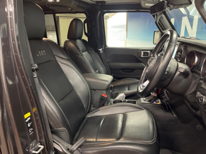2021 Chrysler Jeep Wrangler Unlimited 3BA-JL36L (UW-6a1f99e7734ce)[24]