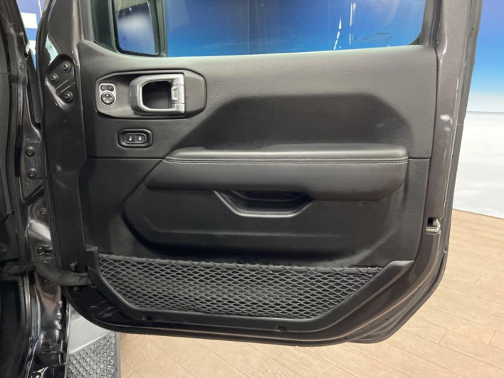 2021 Chrysler Jeep Wrangler Unlimited 3BA-JL36L (UW-6a1f99e7734ce)[25]