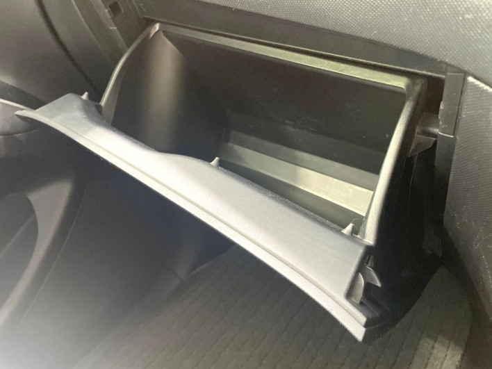 2013 Toyota Estima DBA-ACR50W (UW-6a1f99ff48606)[29]