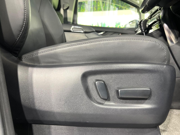 2020 Toyota Vellfire 3BA-AGH30W (UW-6a1f9a049d8f8)[24]