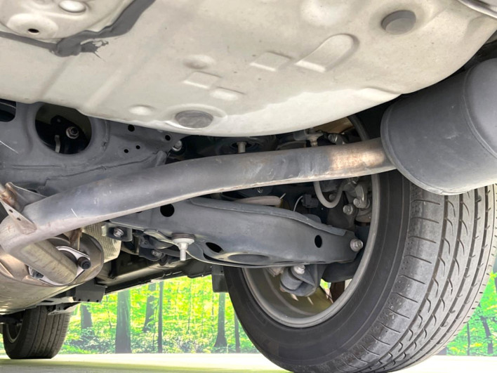 2017 Toyota Harrier DBA-ASU60W (UW-6a1f9a135fe48)[26]