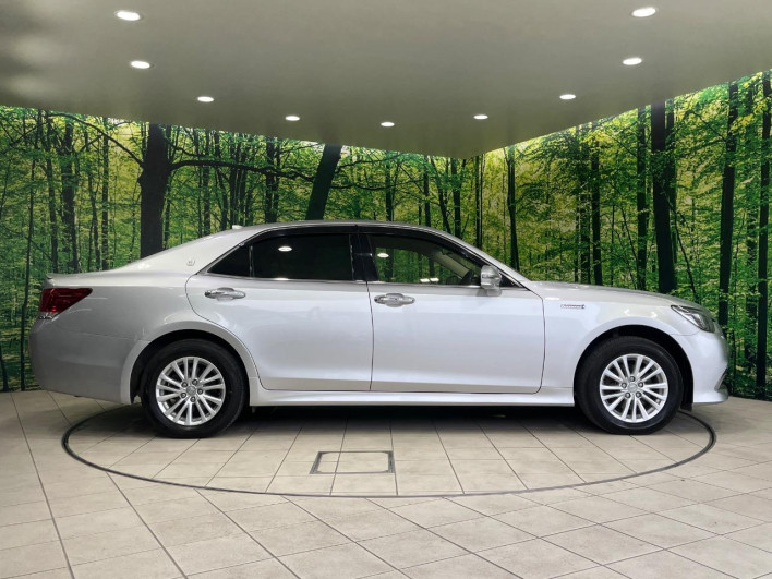 2017 Toyota Crown Hybrid DAA-AWS211 (UW-6a1f9a15cdacf)[23]