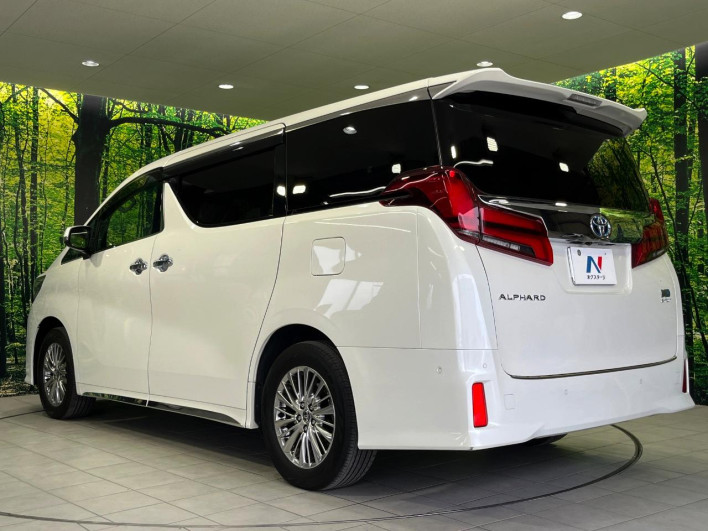 2022 Toyota Alphard Hybrid 6AA-AYH30W (UW-6a1f9a25d3c46)[21]