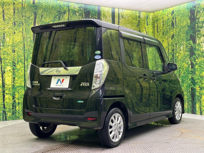 2014 Nissan DAYZ ROOX DBA-B21A (UW-6a1f9a2dcbc94)[10]