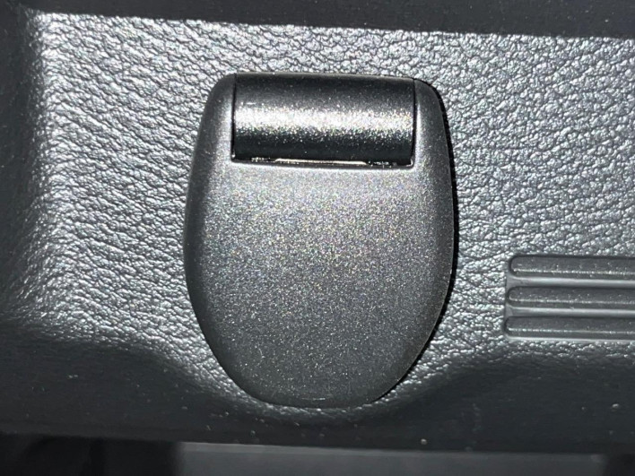 2019 Mitsubishi eK Cross 5AA-B34W (UW-6a1f9a399e211)[25]