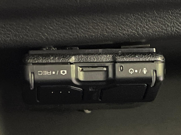 2019 Mitsubishi eK Cross 5AA-B34W (UW-6a1f9a399e211)[17]