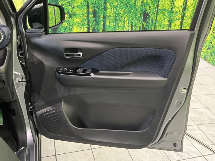 2019 Mitsubishi eK Cross 5AA-B34W (UW-6a1f9a399e211)[12]