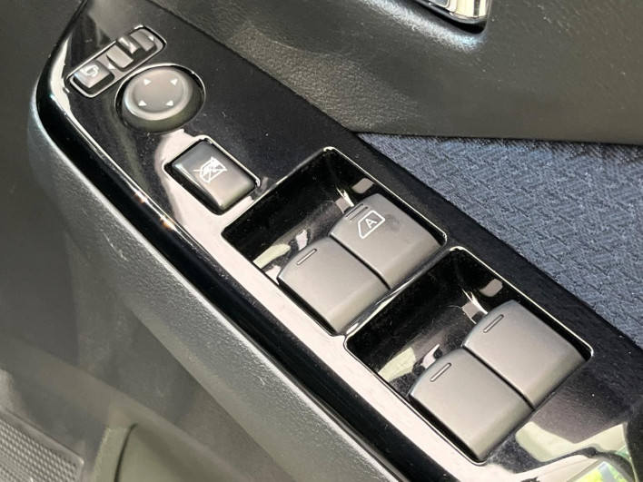 2019 Mitsubishi eK Cross 5AA-B34W (UW-6a1f9a399e211)[13]