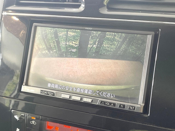 2011 Nissan Serena DBA-C26 (UW-6a1f9a4e24a12)[21]