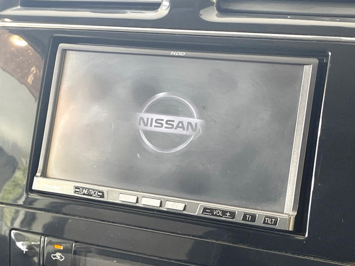 2011 Nissan Serena DBA-C26 (UW-6a1f9a4e24a12)[16]