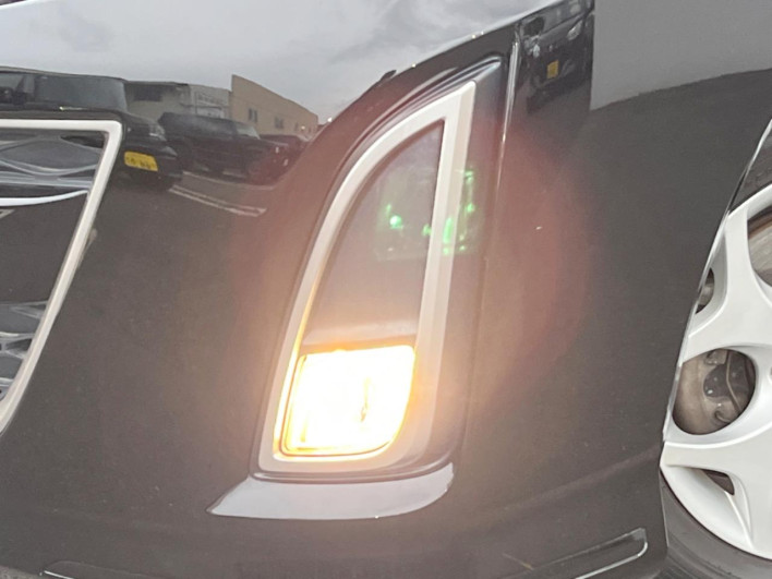 2011 Mazda Biante DBA-CCEFW (UW-6a1f9a4f34e41)[14]