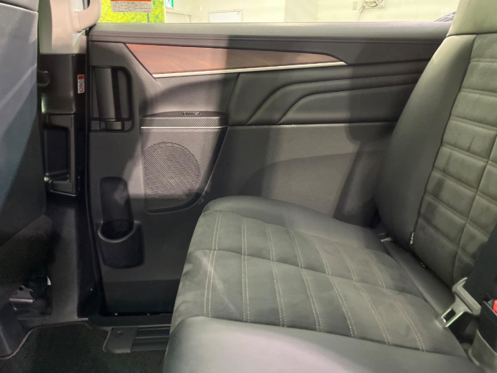 2021 Mitsubishi Delica D:5 3DA-CV1W (UW-6a1f9a50ab560)[21]