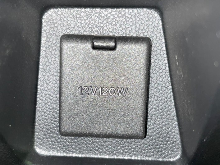 2012 Mazda Premacy DBA-CWEAW (UW-6a1f9a56c0a25)[19]